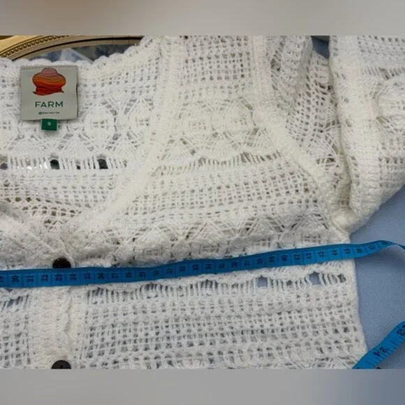 🆕 FARM Rio 🧿 NWOT White Crochet Button Up Cardigan Sweater, Sz S - Picture 14 of 15